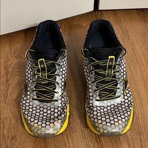 Mizuno Wave Prophecy 3